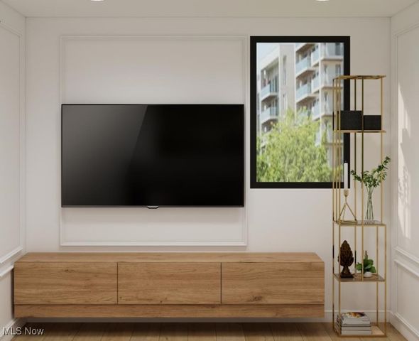 1872 W 57th Street, Cleveland, OH 44102