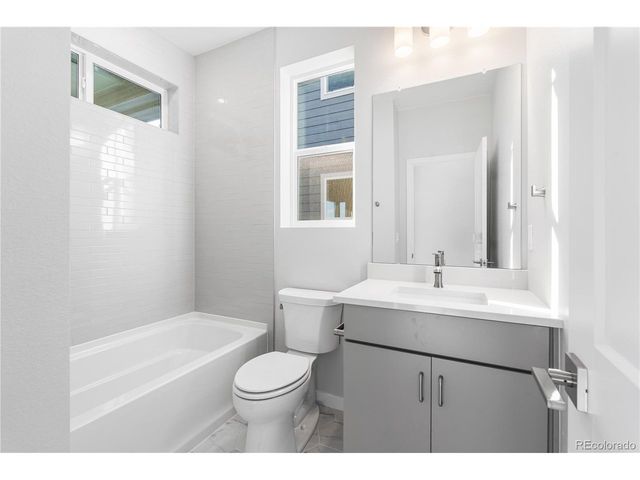12124 Octave Ave, Lone Tree, CO 80134