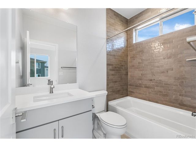 12124 Octave Ave, Lone Tree, CO 80134