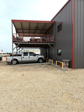 6656 Spindle Top Road, San Angelo, TX 76901