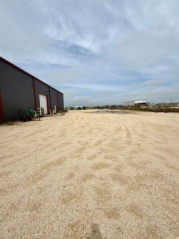 6656 Spindle Top Road, San Angelo, TX 76901