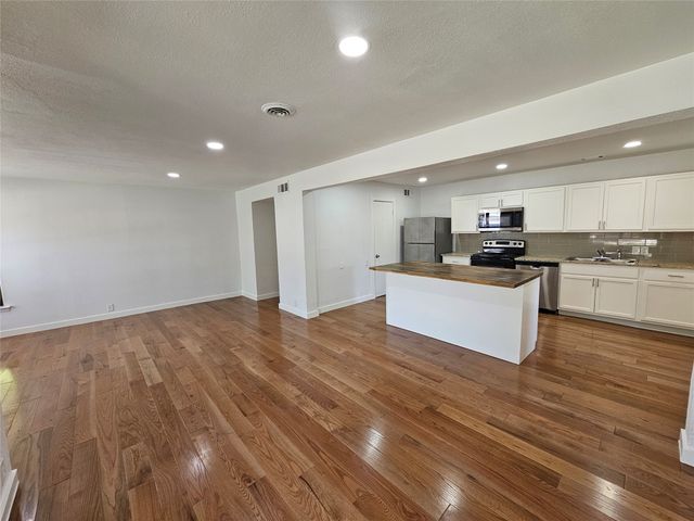 2402 Housley Drive, Dallas, TX 75228