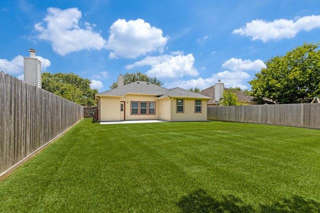 1110 Chase Park Drive, Bacliff, TX 77518