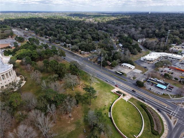 54 N University Boulevard, Mobile, AL 36608