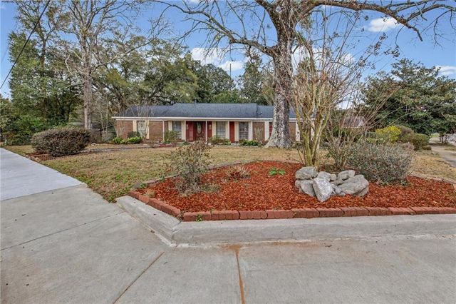 54 N University Boulevard, Mobile, AL 36608