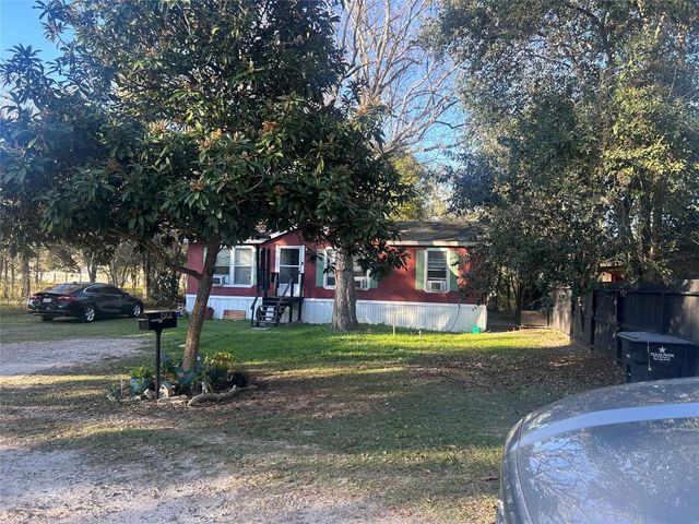 612 S 2nd Street, Alvin, TX 77511