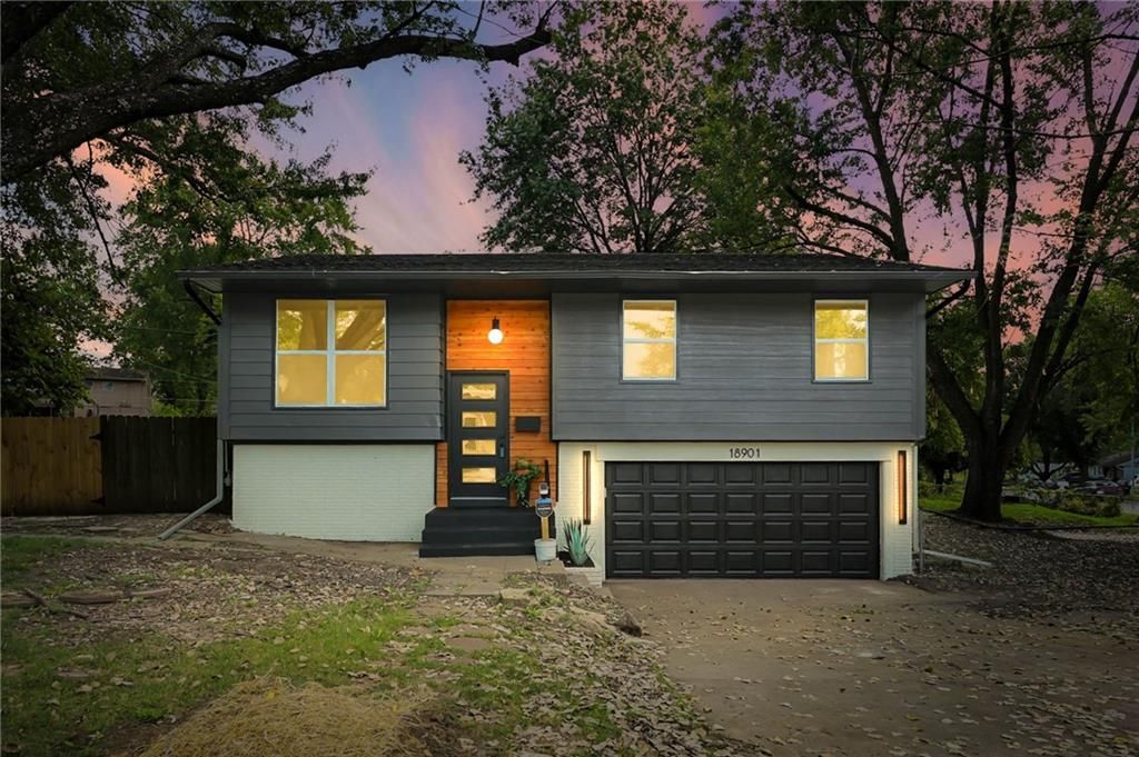 18901 E 6th Street N, Independence, MO 64056