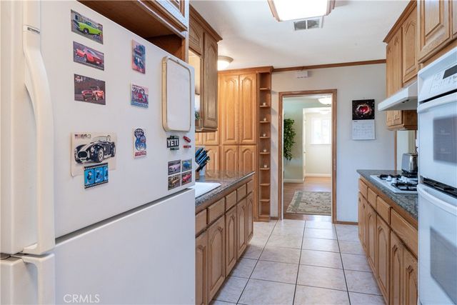 8101 Delco, Winnetka, CA 91306