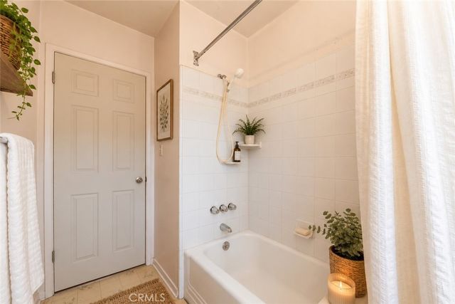 8101 Delco, Winnetka, CA 91306