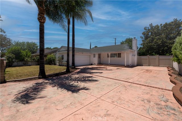 8101 Delco, Winnetka, CA 91306