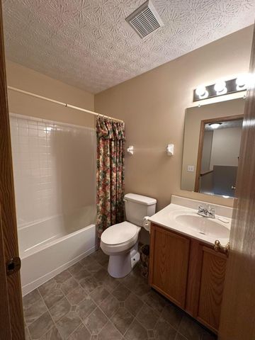 135 Saratoga Street, Delaware, OH 43015