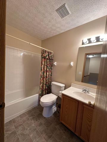 135 Saratoga Street, Delaware, OH 43015