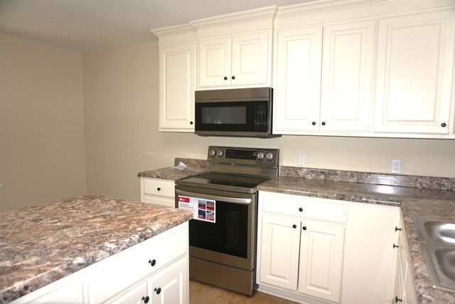 300 Clark ST, Bald Knob, AR 72010