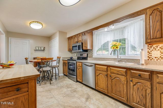 302 Masonic Avenue, Wise, VA 24293