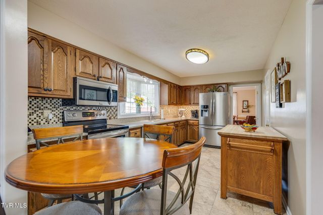 302 Masonic Avenue, Wise, VA 24293
