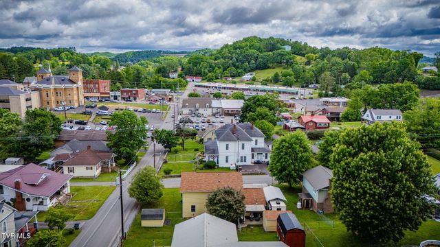 302 Masonic Avenue, Wise, VA 24293