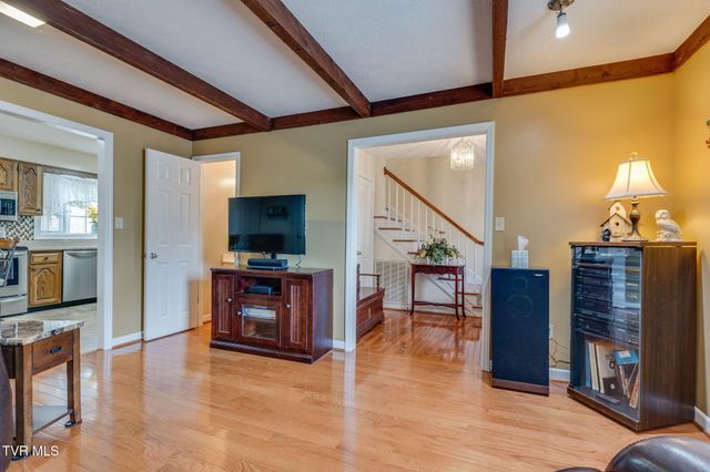 302 Masonic Avenue, Wise, VA 24293
