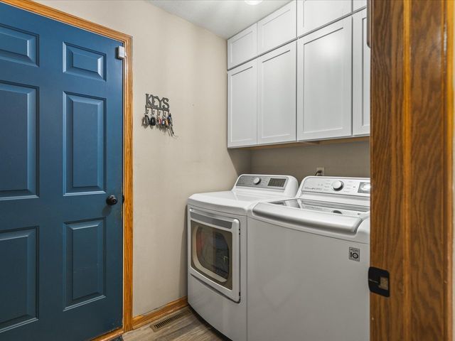 6072 Valhalla Drive, Loves Park, IL 61111