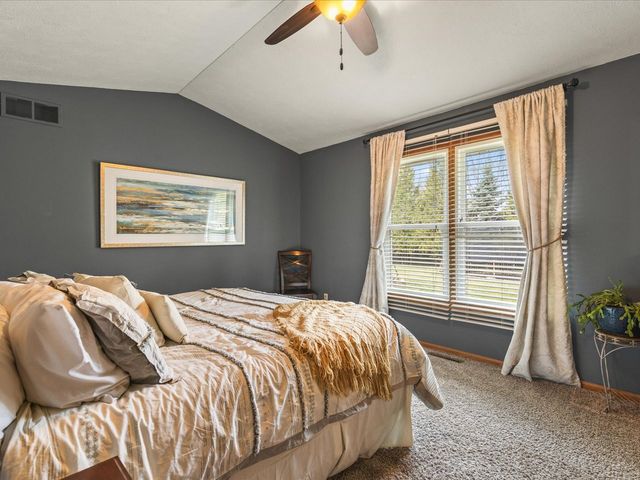 6072 Valhalla Drive, Loves Park, IL 61111