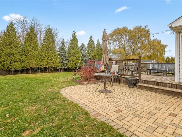 6072 Valhalla Drive, Loves Park, IL 61111