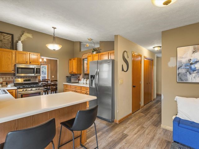 6072 Valhalla Drive, Loves Park, IL 61111