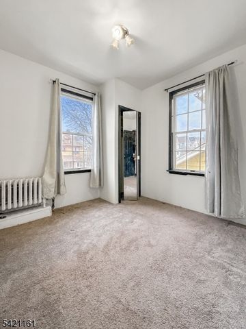 66 Washington Pl, East Rutherford Boro, NJ 07073