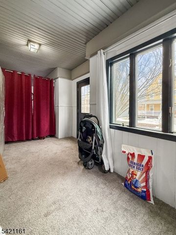 66 Washington Pl, East Rutherford Boro, NJ 07073