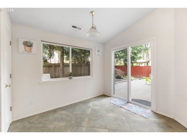 8417 Ne 16TH St, Vancouver, WA 98664