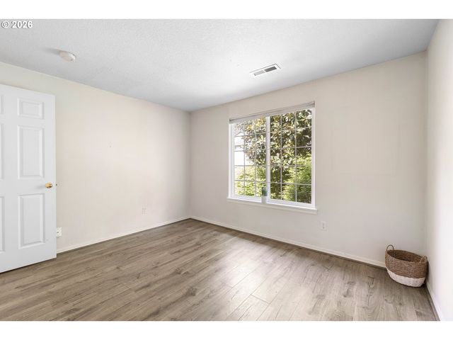 8417 Ne 16TH St, Vancouver, WA 98664