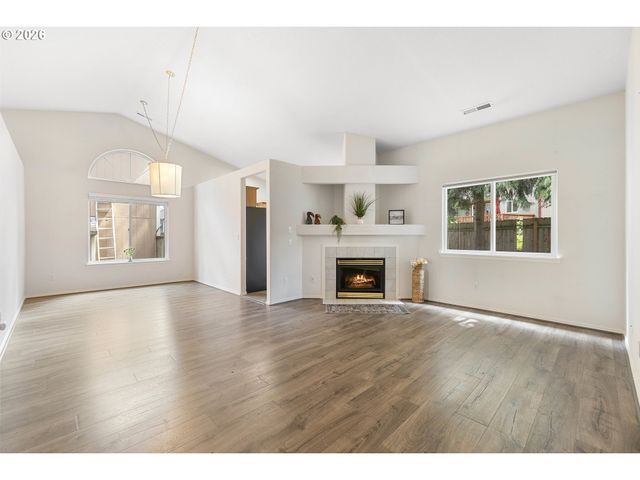 8417 Ne 16TH St, Vancouver, WA 98664