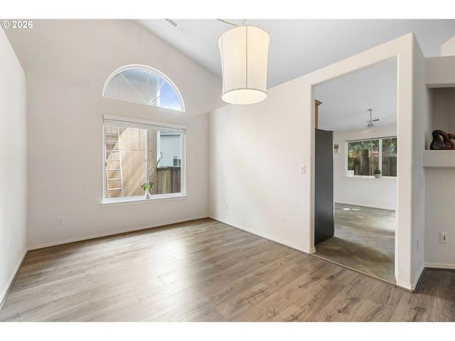 8417 Ne 16TH St, Vancouver, WA 98664