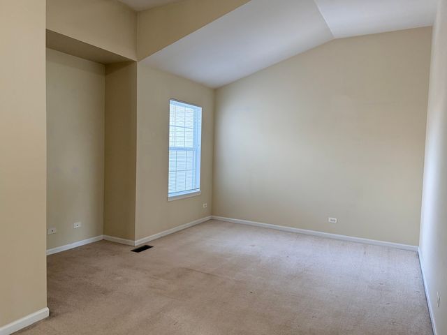 2305 SANDY CREEK Drive, Algonquin, IL 60102