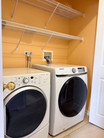 2305 SANDY CREEK Drive, Algonquin, IL 60102