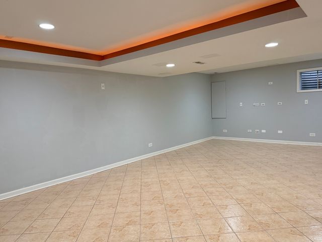 2305 SANDY CREEK Drive, Algonquin, IL 60102