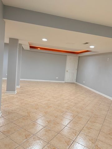 2305 SANDY CREEK Drive, Algonquin, IL 60102