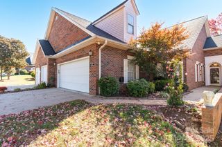 1540 Royalty Circle, Statesville, NC 28625