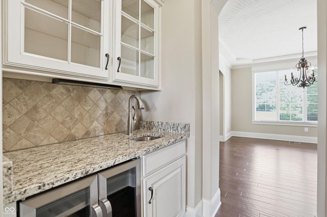 3370 Homestretch Drive, Carmel, IN 46032