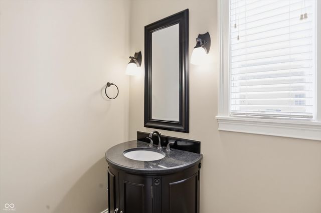 3370 Homestretch Drive, Carmel, IN 46032