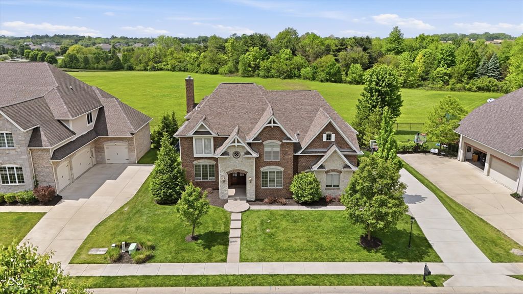 3370 Homestretch Drive, Carmel, IN 46032