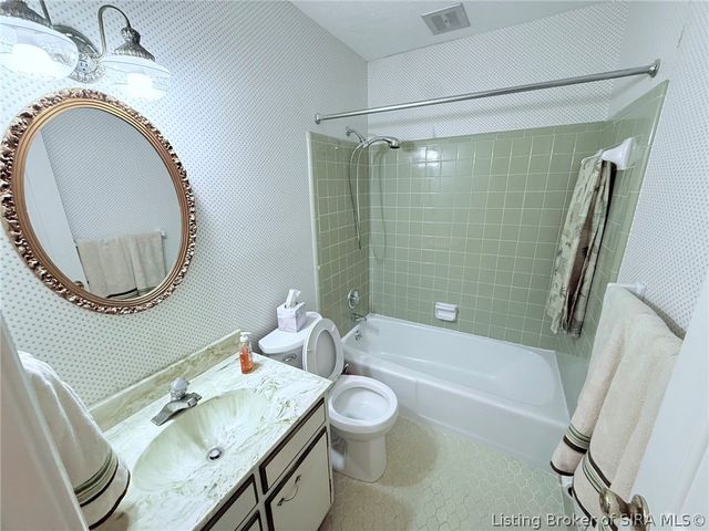3411 Ashwood Court, New Albany, IN 47150