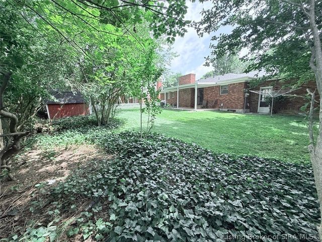 3411 Ashwood Court, New Albany, IN 47150