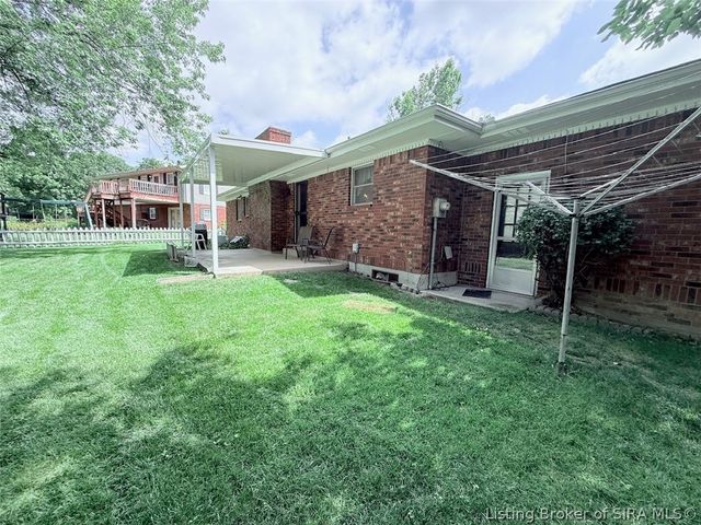 3411 Ashwood Court, New Albany, IN 47150