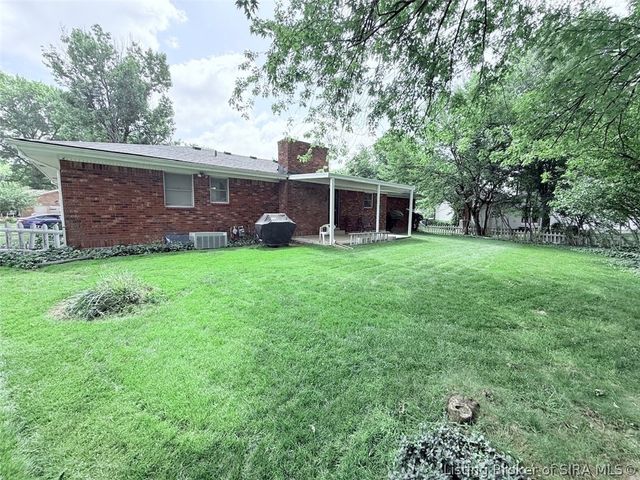 3411 Ashwood Court, New Albany, IN 47150