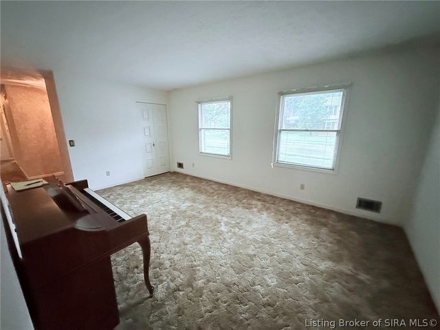 3411 Ashwood Court, New Albany, IN 47150