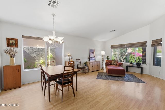20982 N 80TH Drive, Peoria, AZ 85382