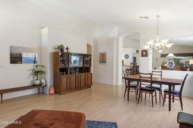20982 N 80TH Drive, Peoria, AZ 85382