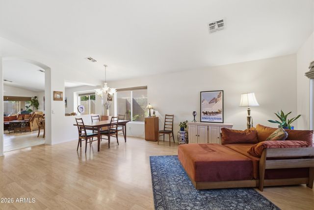 20982 N 80TH Drive, Peoria, AZ 85382