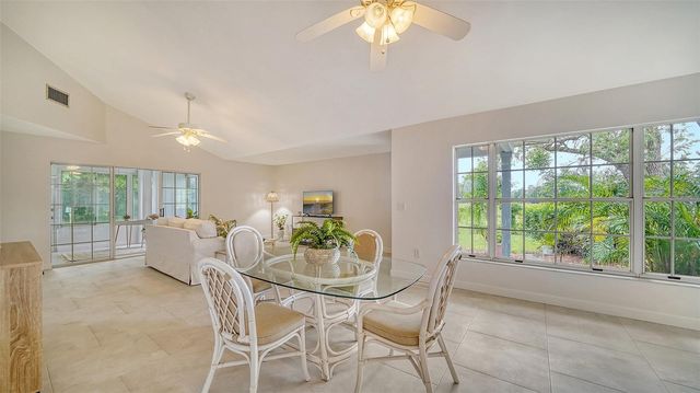 6467 CARRINGTON CIRCLE 43, Sarasota, FL 34238