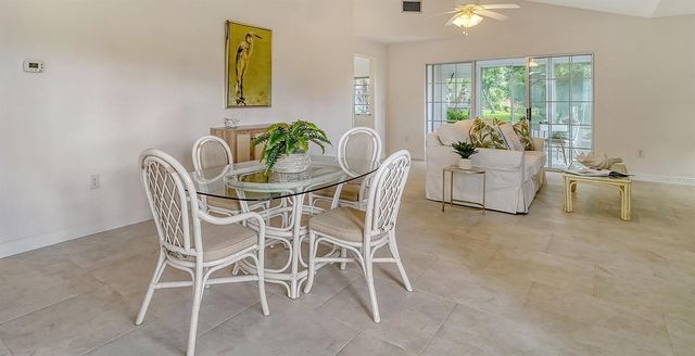 6467 CARRINGTON CIRCLE 43, Sarasota, FL 34238