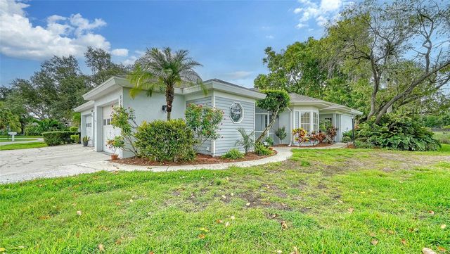 6467 CARRINGTON CIRCLE 43, Sarasota, FL 34238